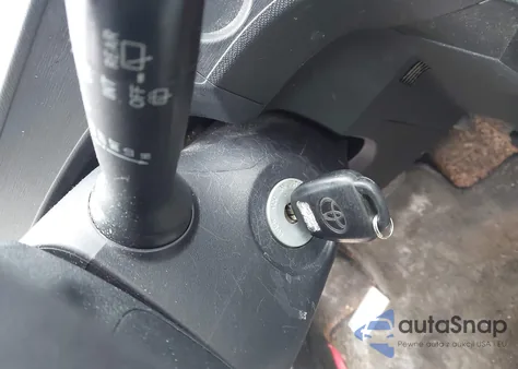 2012 Toyota Prius C One из США, поврежденный, VIN JTDKDTB30C1526102